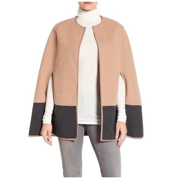 BCBGeneration Poncho Cape Womens‎ OS Color Block Tan Black Hook Closure - Picture 1 of 10